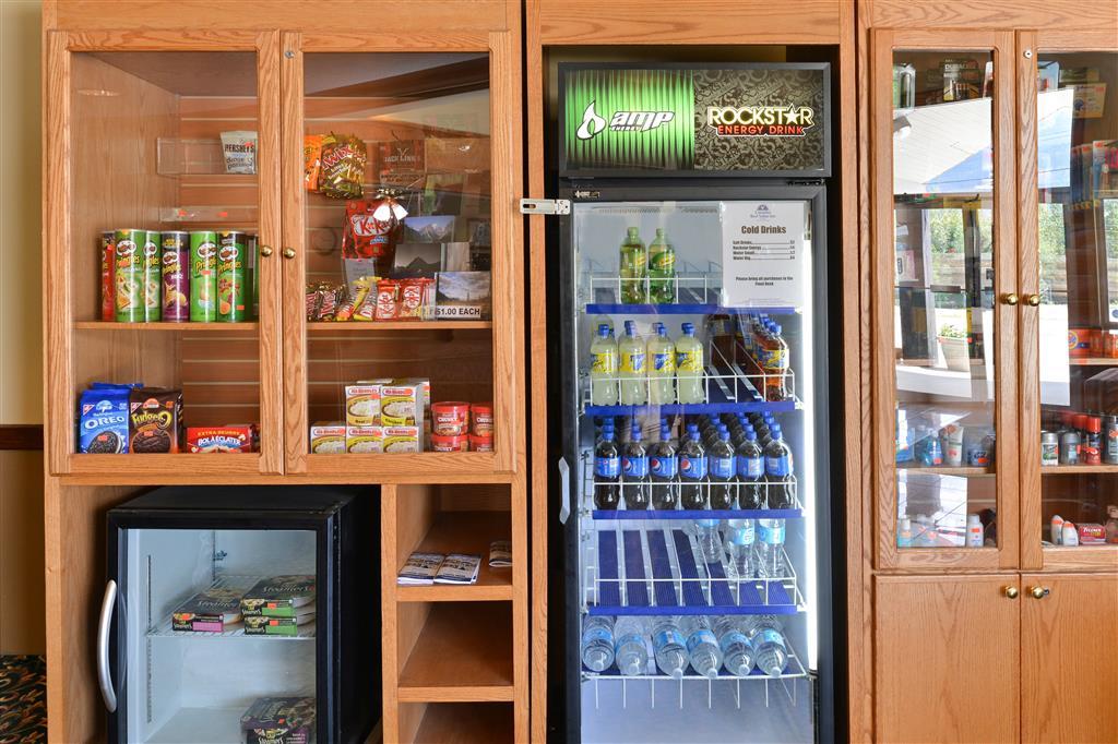 Canadas Best Value Inn Valemount Restoran foto