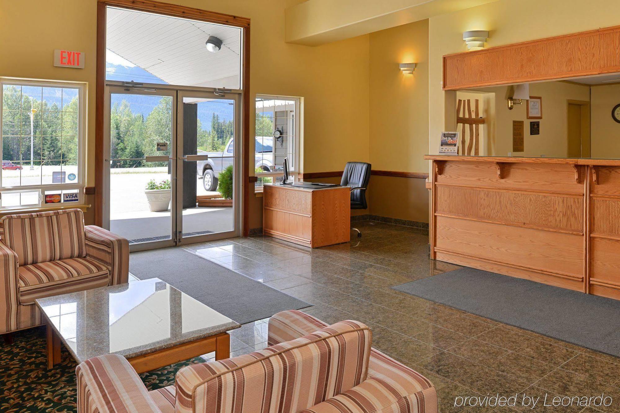 Canadas Best Value Inn Valemount Bagian luar foto