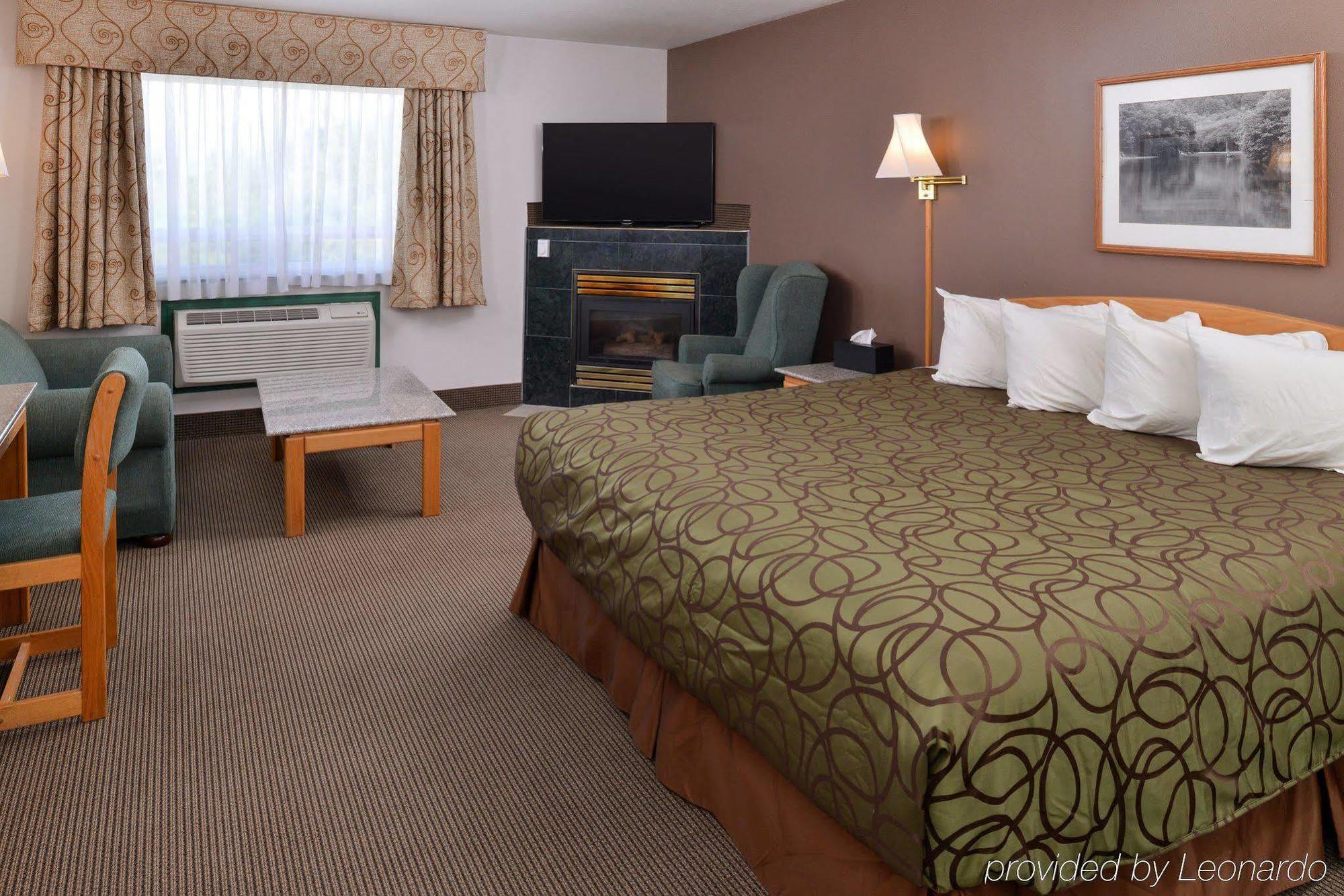 Canadas Best Value Inn Valemount Bagian luar foto